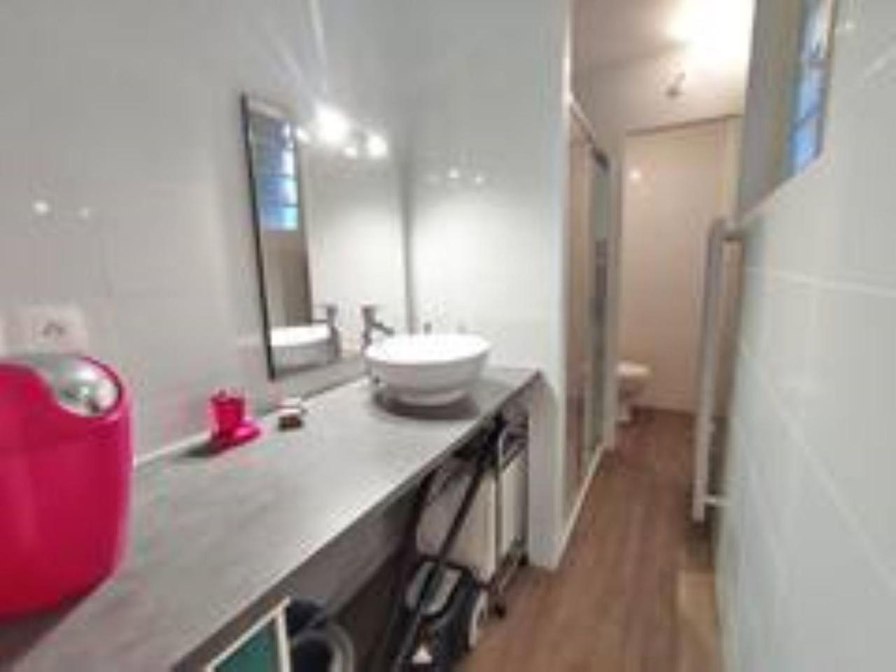 Ferienwohnung L'Alexiane, Centre Luchon, Parking Gratuit, Wifi Bagnères-de-Luchon Exterior foto