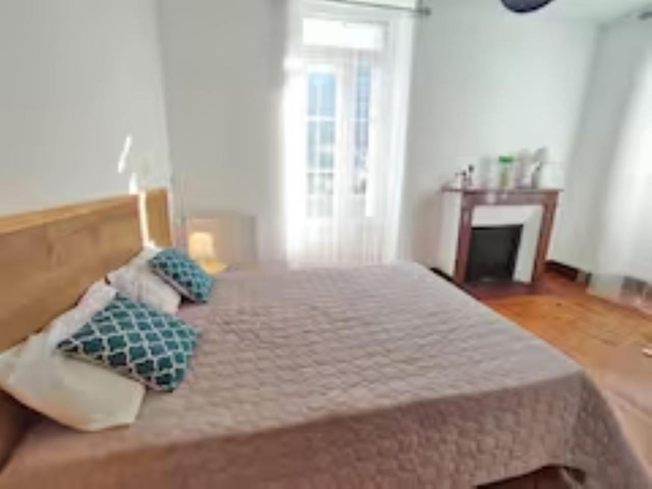 Ferienwohnung L'Alexiane, Centre Luchon, Parking Gratuit, Wifi Bagnères-de-Luchon Exterior foto