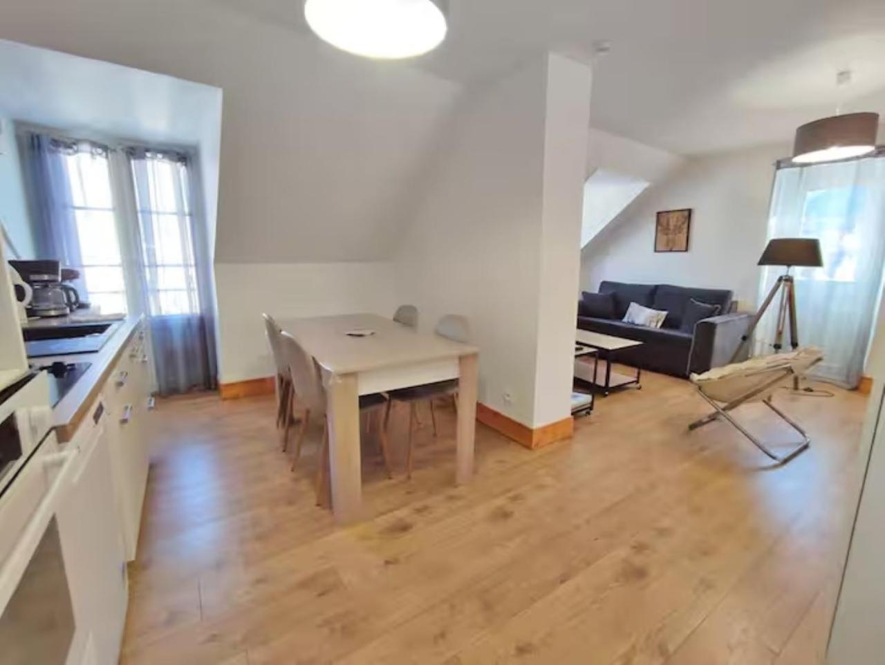 Ferienwohnung L'Alexiane, Centre Luchon, Parking Gratuit, Wifi Bagnères-de-Luchon Exterior foto