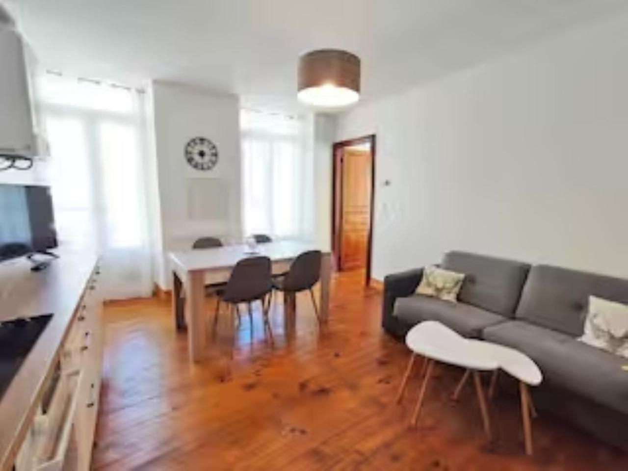 Ferienwohnung L'Alexiane, Centre Luchon, Parking Gratuit, Wifi Bagnères-de-Luchon Exterior foto