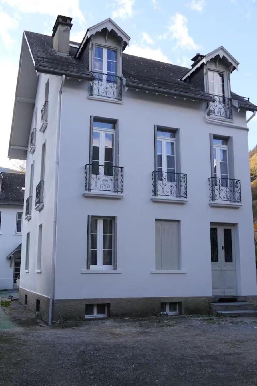 Ferienwohnung L'Alexiane, Centre Luchon, Parking Gratuit, Wifi Bagnères-de-Luchon Exterior foto